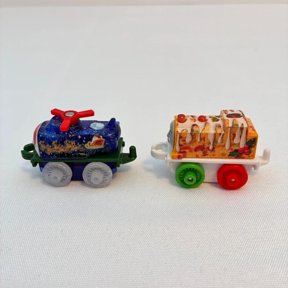Fisher-Price Thomas & Friends Holiday Minis Toy Train 10 Pack Miniature Trains